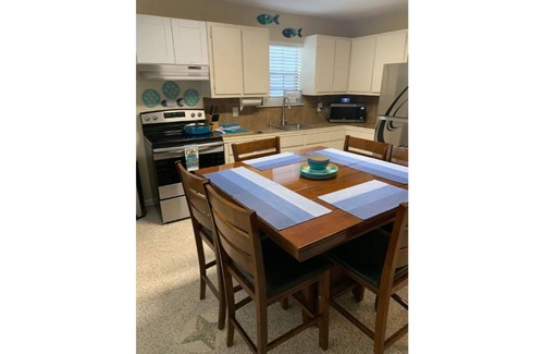 Rio Hondo House | Waters Edge Home in Arroyo City: 🎣 Arroyo Pearl