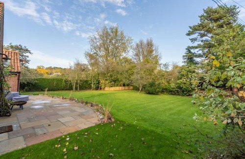 Wiveton House | Waterside