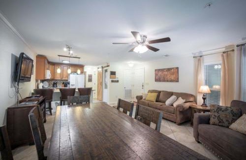 New Braunfels House | Waterwheel Hideaway - Cozy Condo for 6 with Resort-style Amenities