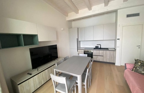 Jesolo Apartment | *Wave Island Resort D7 * [ pool & free park ]