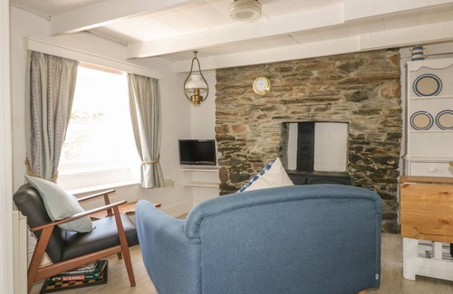 Port Isaac Cottage | WAVES END, family friendly, character holiday cottage in Port Isaac