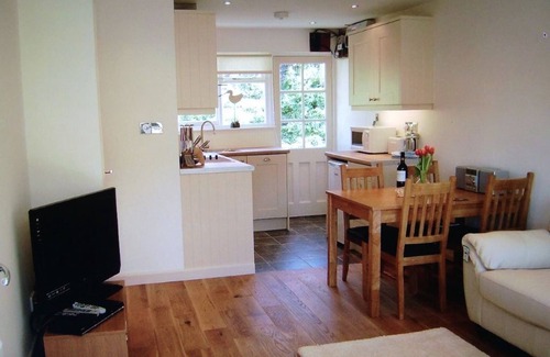 Polzeath Cottage | Waves End - Luxury beach cottage only 100 meters from the beach