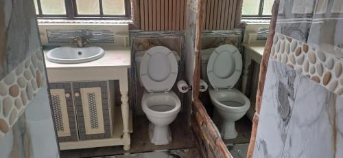 Emalahleni House | Wayside Guesthouse