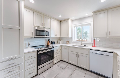 Port St. Joe House | We are ready to Sea Ya! on the Cape! 3/3.5 Gulf Front - SPECIALS!