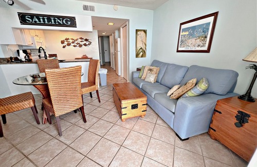Gulf Shores Condo | We're just waiting for you! Waves, Sand and Fun in the Sun 🌞
