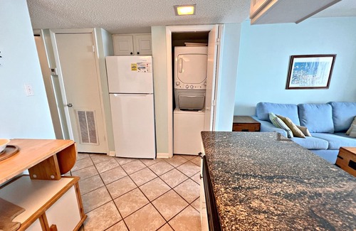 Gulf Shores Condo | We're just waiting for you! Waves, Sand and Fun in the Sun 🌞