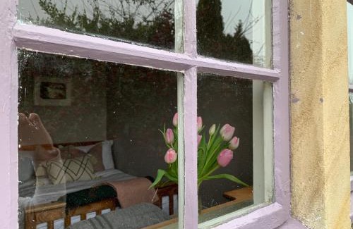 Bradford-on-Avon House | Weaver's Cottage @ Number 10