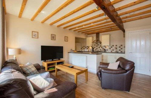 Sutton-in-Craven House | Weavers Cottage