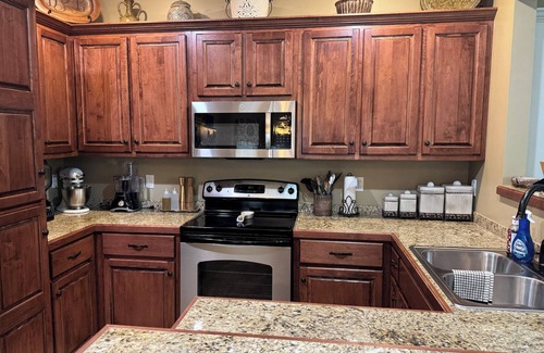 Oxford House | Weekend Rental for Ole Miss Football/Baseball, Graduation, Double Decker & More!