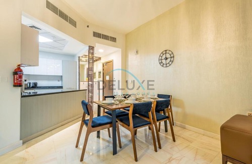 Business Bay Apartment | Weekly Deal 3BR with Overlooking Canal & City Views by Deluxe Holiday Homes