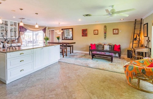Golfview Harbor House | Weekly Discounts in Boynton. We will beat any price on a comparable property!