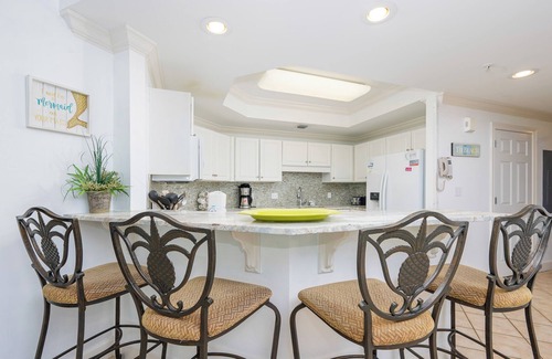Orange Beach Condo | *WEEKLY SPECIALS!* Phoenix On The Bay *3BR 3BA* Condo 1524