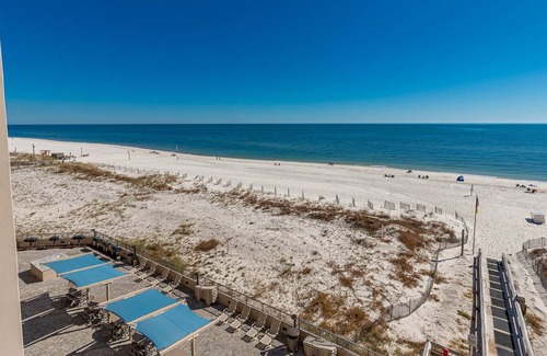 Orange Beach East Condo | *WEEKLY SPECIALS!* Phoenix X - 5th Floor - 2 Bedroom