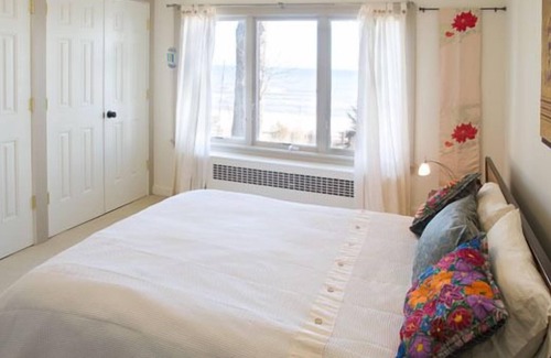 Sheboygan House | Weekly summer, fall rentals thru 10/31/23 Monthly rentals 12/1/23-5/31/ 24
