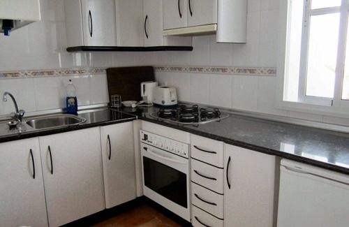 Villanueva de la Concepcion Apartment | Well priced apartment for six with air-con, wifi near village centre.