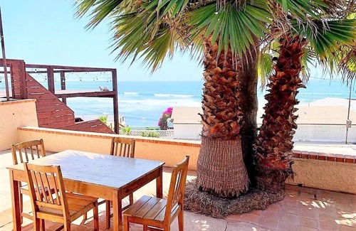 Ensenada House | Welcome to Casa Palmas! A georgeous coastal home