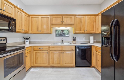 Sloans Valley House | Welcome to "Cumberland Lake Oasis" – Your Perfect Lakeside Retreat!
