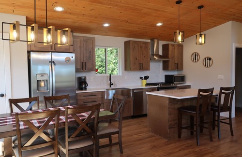 Hayden View Estates House | Welcome to Doe Run! 3-bedroom 2-bathroom lake house.