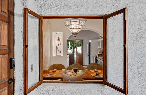 Magnesia Falls Cove House | Welcome to HACIENDA HIDEAWAY. The Ultimate Desert Villa and Love Shack.