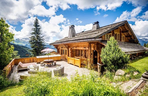 Manigod Ski Chalet | Welcome to Kookaboora chalet “High Quality Environnemental” very confortable