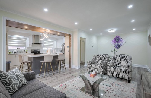 Woodbine Gardens House | Welcome to Luxury Family home in East York.