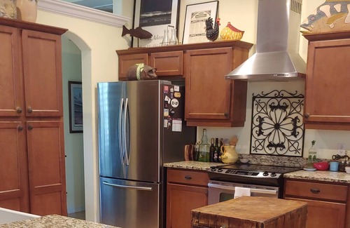 Inverness House | WELCOME to Nature! Manatees nearby!! This is not a whole house rental.