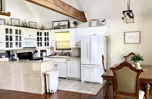 Eufaula Cabin | Welcome to our beautiful lake property, nestled on the stunning area of Eufaula