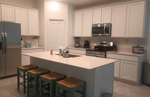 Edgewater House | Welcome to our Coastal Retreat! nJust 10 minutes from New Smyrna Beach