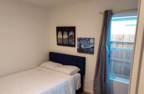 Merced House | Welcome to our cozy 4 bed home with modern amenities.