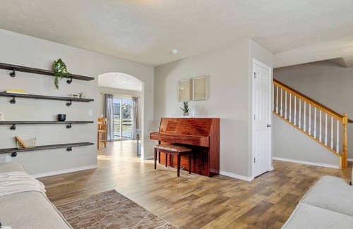 Nampa House | Welcome to our Mid-Century Modern Dream | 4 Bed 2.5 bath