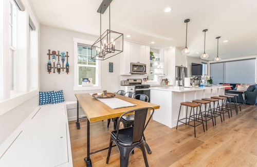 Chelan House | Welcome to Shore Beats Work at The Lookout at Lake Chelan