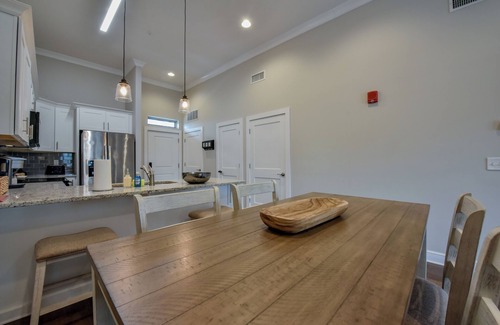 Tuscaloosa Condo | Welcome to Southern Summit!