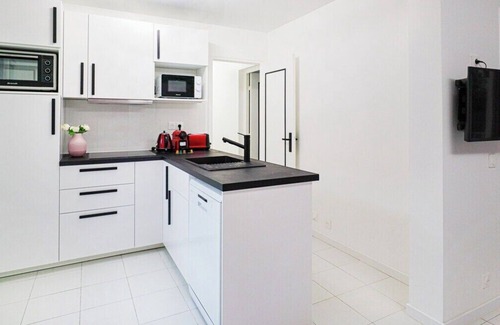 Bagneux Apartment | Welcome to SweetBagneuxHome!