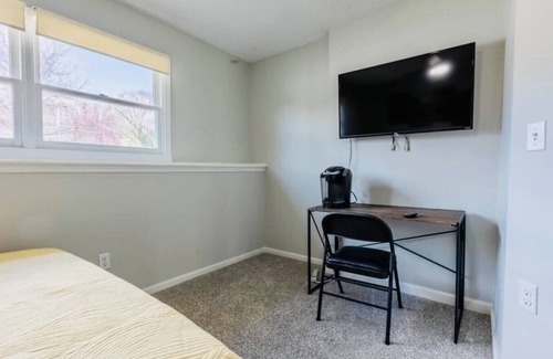 Parkville Apartment | Welcome to The Basement Oasis