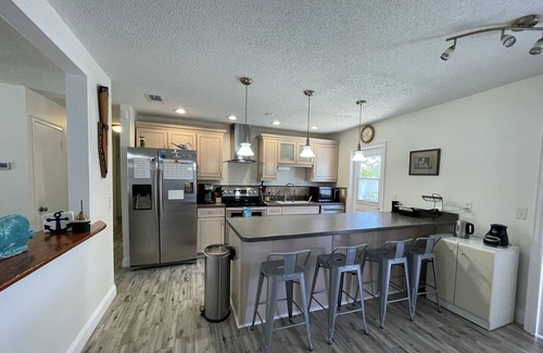 Largo House | Welcome to The Beach Home Paradise!