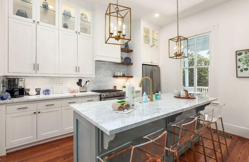 San Jacinto House | Welcome to The Blue Owl!