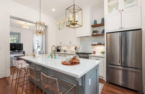 San Jacinto House | Welcome to The Blue Owl!