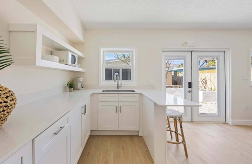 Cocoa Beach Apartment | Welcome to The Drift – Your Laid-Back Beach Escape in Cocoa Beach!