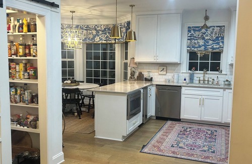 Country Club House | Welcome to the perfect Oxford getaway for an Ole Miss game.