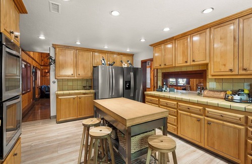 Incline Village House | Welcome to the Ponderosa Pine property