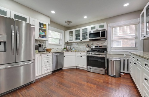 Fairview Park House | Welcome to this Historic Charmer in Fairview Park!