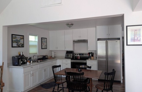 Guerneville House | Welcome to this well-appointed Vacation Beach cottage.