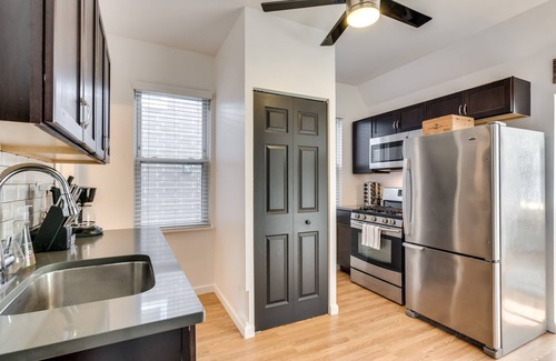 West Town Apartment | Welcome to West Town! 2 Bedrooms and PET FRIENDLY by AllSet Turnover