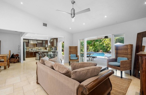 Southwest Ranches House | WELCOME TO YOUR PRIVATE OASIS, FULLY GATED ABD PRIVATE PROPERTY, HEATED POOL.