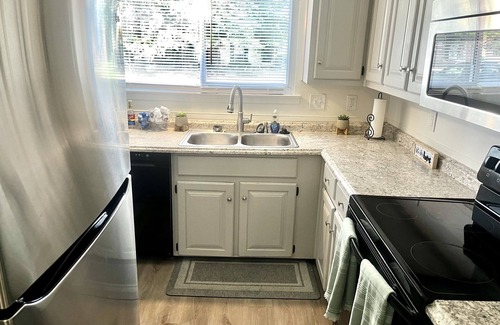 Gunter Afs House | Welcome to Your Ideal Co-Living Space in Montgomery, AL!