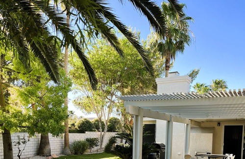 North Las Vegas House | Welcome to your Formula 1 Las Vegas Grand Prix Family Headquarters.