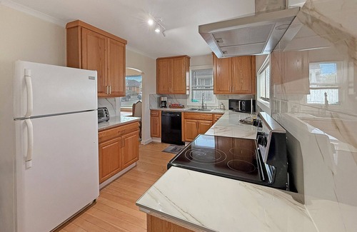 Seaside House | Welcoming 2-bedroom house 10min walk to the beach in Seaside