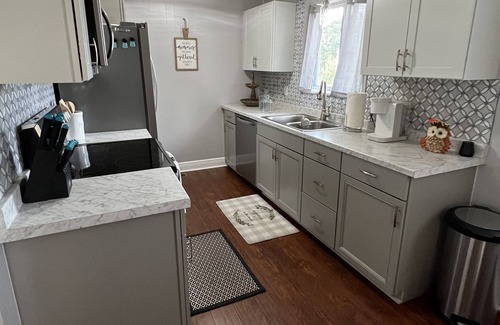 Madisonville House | Welcoming 3 bedroom near downtown Madisonville!!!