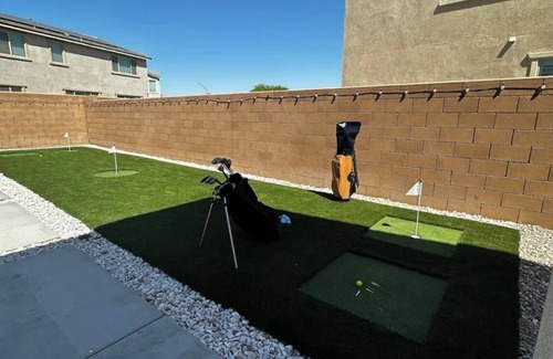 Coachella House | Welcoming 5-bedroom 2.5 restroom house in Coachella