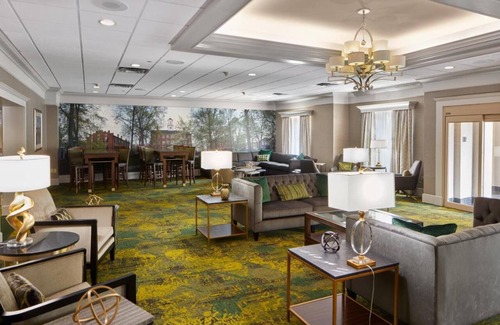 Athens Hotel | Welcoming Athenian Charm with Three Family-Ready Spacious Rooms